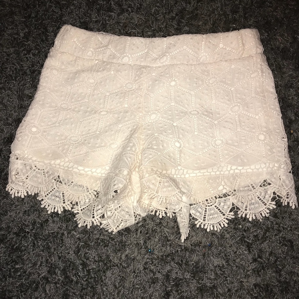 cream lace shorts